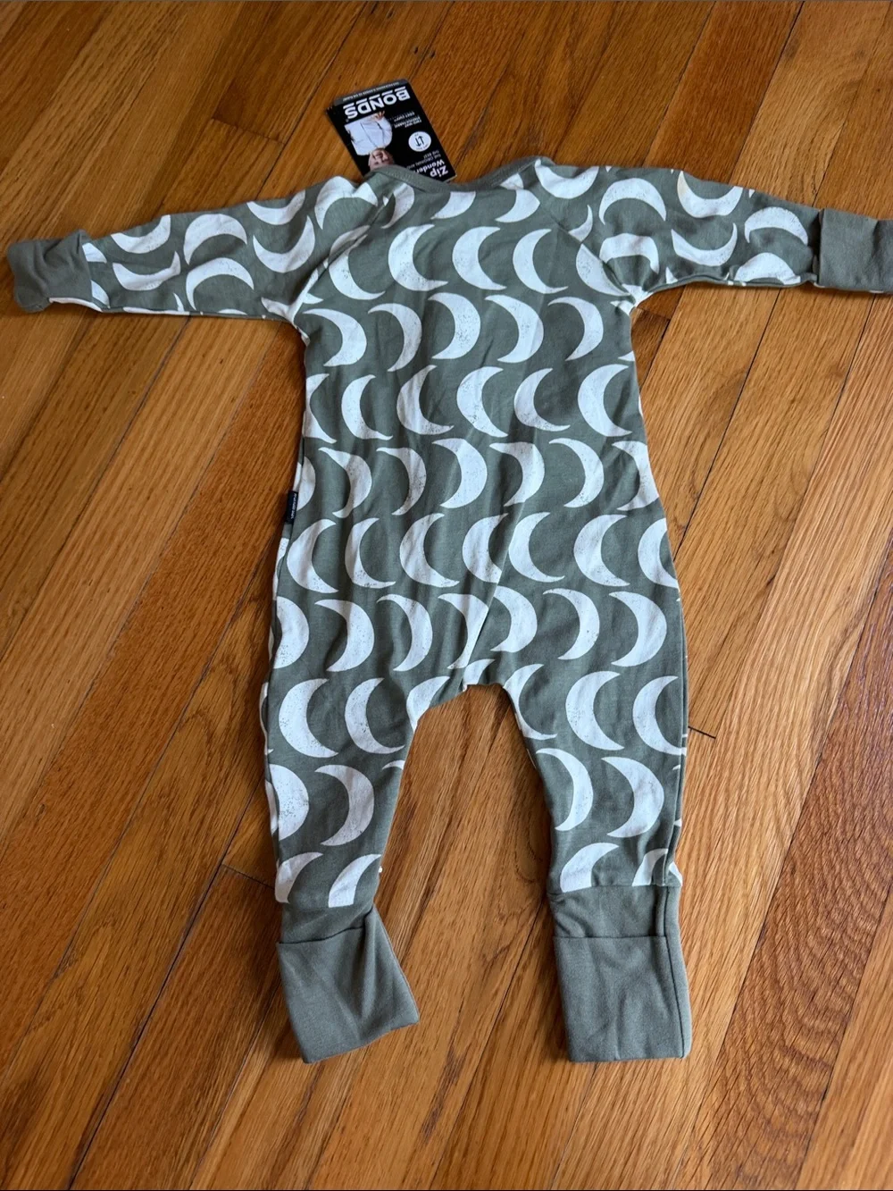 NWT Bonds Wondersuit Pajamas
